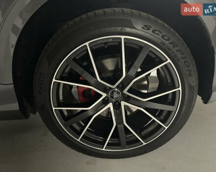 Сірий Ауді Q8, об'ємом двигуна 3 л та пробігом 160 тис. км за 52000 $, фото 14 на Automoto.ua