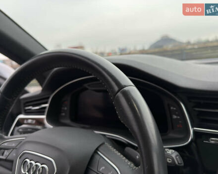 Серый Ауди Q8, объемом двигателя 3 л и пробегом 127 тыс. км за 47999 $, фото 39 на Automoto.ua