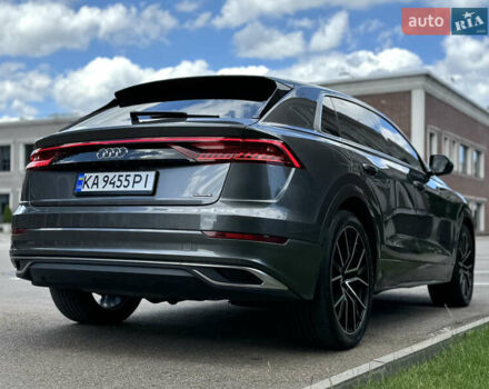 Сірий Ауді Q8, об'ємом двигуна 3 л та пробігом 140 тис. км за 54500 $, фото 15 на Automoto.ua