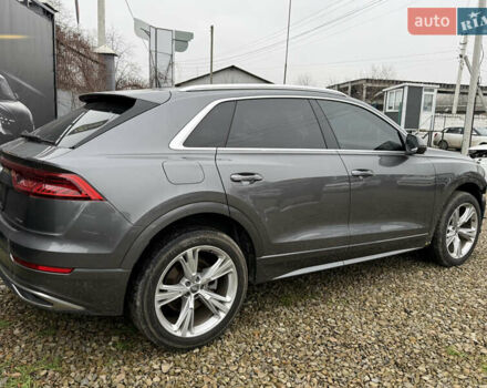 Сірий Ауді Q8, об'ємом двигуна 3 л та пробігом 84 тис. км за 34700 $, фото 16 на Automoto.ua