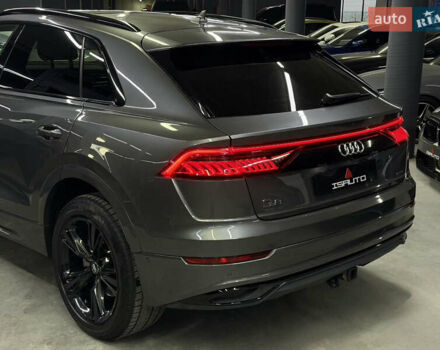 Серый Ауди Q8, объемом двигателя 3 л и пробегом 74 тыс. км за 54500 $, фото 11 на Automoto.ua
