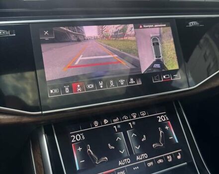 Серый Ауди Q8, объемом двигателя 3 л и пробегом 90 тыс. км за 58000 $, фото 42 на Automoto.ua