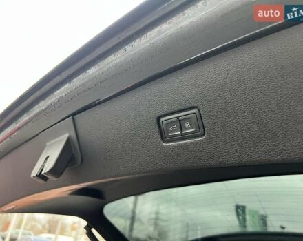 Сірий Ауді Q8, об'ємом двигуна 2.97 л та пробігом 78 тис. км за 65099 $, фото 35 на Automoto.ua