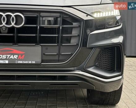 Серый Ауди Q8, объемом двигателя 3 л и пробегом 122 тыс. км за 56500 $, фото 2 на Automoto.ua