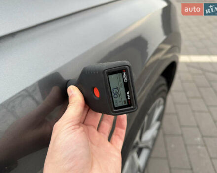 Серый Ауди Q8, объемом двигателя 3 л и пробегом 127 тыс. км за 47999 $, фото 85 на Automoto.ua