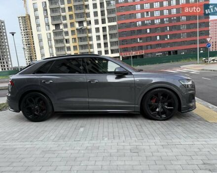 Сірий Ауді Q8, об'ємом двигуна 3 л та пробігом 135 тис. км за 63222 $, фото 32 на Automoto.ua