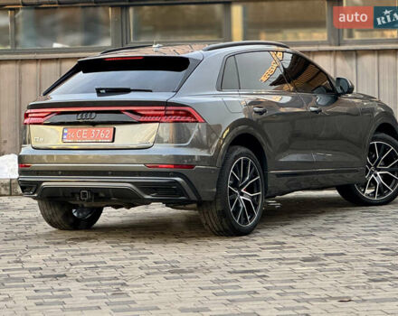 Сірий Ауді Q8, об'ємом двигуна 3 л та пробігом 139 тис. км за 44000 $, фото 54 на Automoto.ua