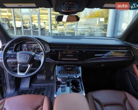 Серый Ауди Q8, объемом двигателя 3 л и пробегом 164 тыс. км за 47500 $, фото 18 на Automoto.ua