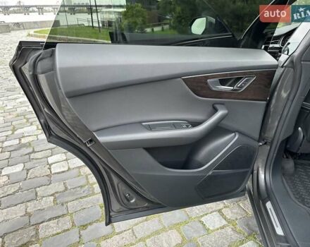 Серый Ауди Q8, объемом двигателя 3 л и пробегом 125 тыс. км за 48999 $, фото 90 на Automoto.ua