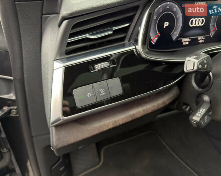 Серый Ауди Q8, объемом двигателя 3 л и пробегом 127 тыс. км за 47999 $, фото 38 на Automoto.ua