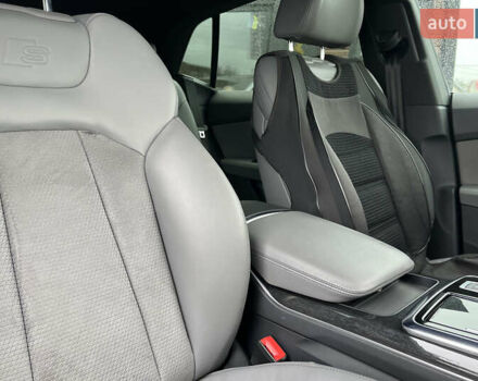 Сірий Ауді Q8, об'ємом двигуна 3 л та пробігом 85 тис. км за 55900 $, фото 28 на Automoto.ua