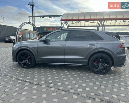 Сірий Ауді Q8, об'ємом двигуна 2.97 л та пробігом 130 тис. км за 65000 $, фото 6 на Automoto.ua