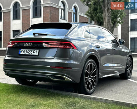 Сірий Ауді Q8, об'ємом двигуна 3 л та пробігом 140 тис. км за 54500 $, фото 19 на Automoto.ua