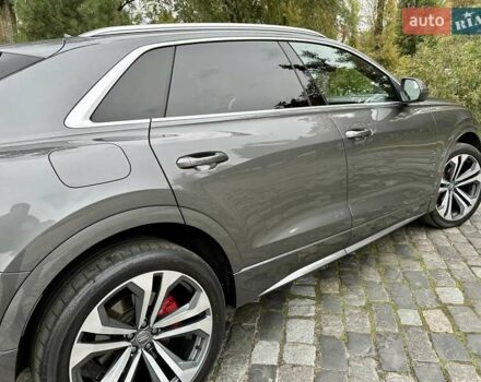Серый Ауди Q8, объемом двигателя 3 л и пробегом 125 тыс. км за 48999 $, фото 140 на Automoto.ua