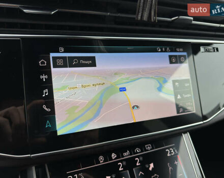 Серый Ауди Q8, объемом двигателя 3 л и пробегом 127 тыс. км за 47999 $, фото 48 на Automoto.ua