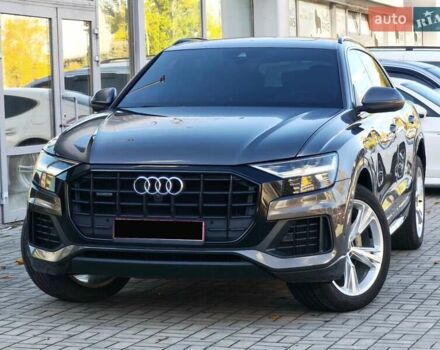 Серый Ауди Q8, объемом двигателя 3 л и пробегом 164 тыс. км за 47500 $, фото 2 на Automoto.ua