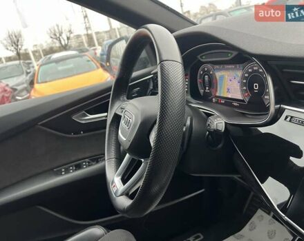 Сірий Ауді Q8, об'ємом двигуна 2.97 л та пробігом 78 тис. км за 65099 $, фото 25 на Automoto.ua