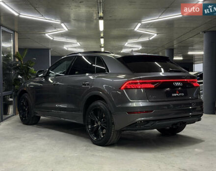 Серый Ауди Q8, объемом двигателя 3 л и пробегом 74 тыс. км за 54500 $, фото 10 на Automoto.ua