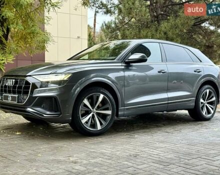 Ауді Q8 2019 у Дніпро (Дніпропетровську) на Automoto.ua Сірий Ауді Q8, об'ємом двигуна 2.97 л та пробігом 120 тис. км за 60500 $, фото 2 на Automoto.ua
