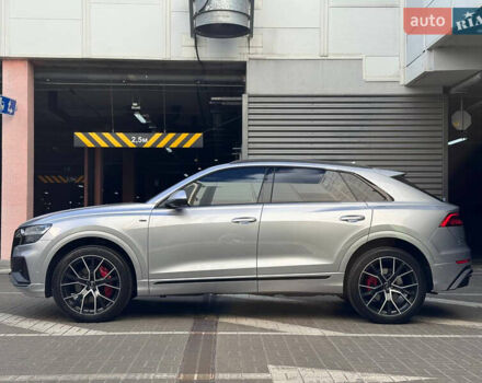 Серый Ауди Q8, объемом двигателя 3 л и пробегом 103 тыс. км за 46500 $, фото 10 на Automoto.ua