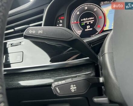 Сірий Ауді Q8, об'ємом двигуна 2.97 л та пробігом 78 тис. км за 65099 $, фото 52 на Automoto.ua