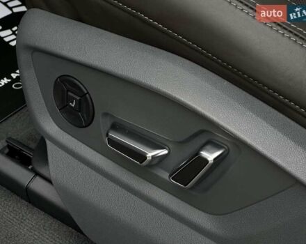 Серый Ауди Q8, объемом двигателя 3 л и пробегом 122 тыс. км за 56500 $, фото 40 на Automoto.ua