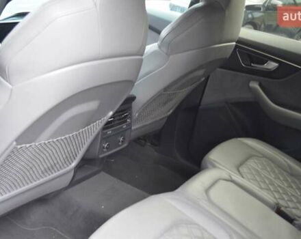 Серый Ауди Q8, объемом двигателя 3 л и пробегом 111 тыс. км за 54900 $, фото 51 на Automoto.ua