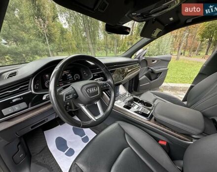 Серый Ауди Q8, объемом двигателя 3 л и пробегом 125 тыс. км за 48999 $, фото 40 на Automoto.ua