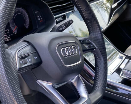 Сірий Ауді Q8, об'ємом двигуна 2.97 л та пробігом 95 тис. км за 58500 $, фото 11 на Automoto.ua