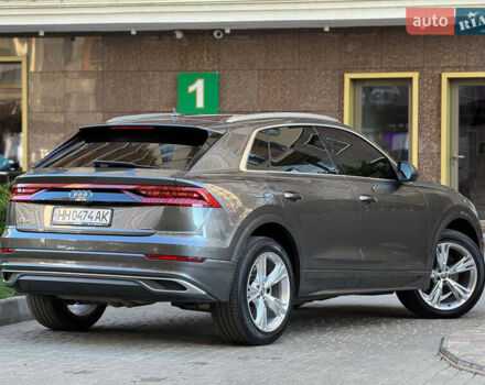 Серый Ауди Q8, объемом двигателя 3 л и пробегом 150 тыс. км за 40900 $, фото 8 на Automoto.ua