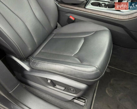 Серый Ауди Q8, объемом двигателя 3 л и пробегом 127 тыс. км за 47999 $, фото 70 на Automoto.ua