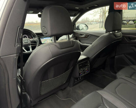 Серый Ауди Q8, объемом двигателя 3 л и пробегом 127 тыс. км за 47999 $, фото 57 на Automoto.ua