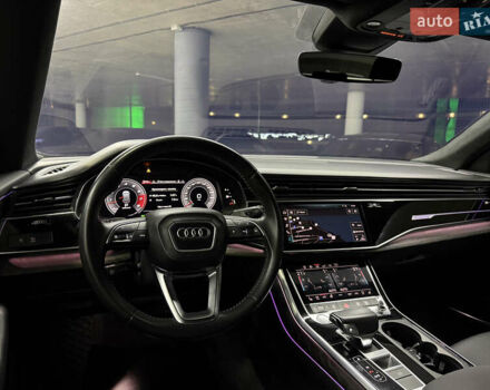 Серый Ауди Q8, объемом двигателя 3 л и пробегом 84 тыс. км за 53000 $, фото 21 на Automoto.ua