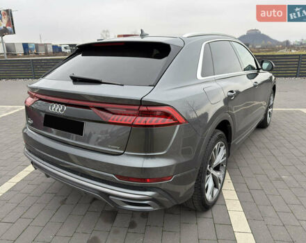 Серый Ауди Q8, объемом двигателя 3 л и пробегом 127 тыс. км за 47999 $, фото 4 на Automoto.ua