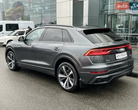 Сірий Ауді Q8, об'ємом двигуна 2.97 л та пробігом 78 тис. км за 65099 $, фото 4 на Automoto.ua