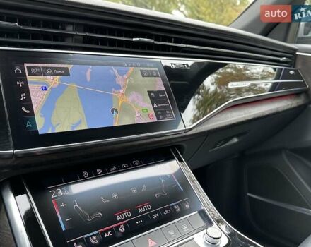 Серый Ауди Q8, объемом двигателя 3 л и пробегом 125 тыс. км за 48999 $, фото 78 на Automoto.ua
