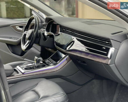 Сірий Ауді Q8, об'ємом двигуна 3 л та пробігом 139 тис. км за 44000 $, фото 29 на Automoto.ua