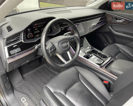 Сірий Ауді Q8, об'ємом двигуна 3 л та пробігом 139 тис. км за 44000 $, фото 20 на Automoto.ua