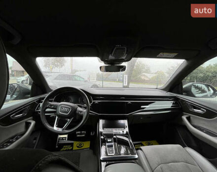 Сірий Ауді Q8, об'ємом двигуна 3 л та пробігом 85 тис. км за 55900 $, фото 25 на Automoto.ua