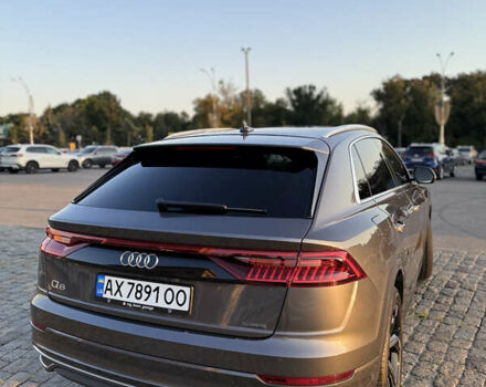 Серый Ауди Q8, объемом двигателя 3 л и пробегом 97 тыс. км за 48500 $, фото 6 на Automoto.ua