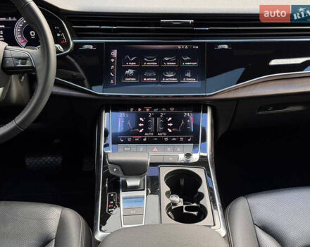 Серый Ауди Q8, объемом двигателя 3 л и пробегом 103 тыс. км за 46500 $, фото 30 на Automoto.ua