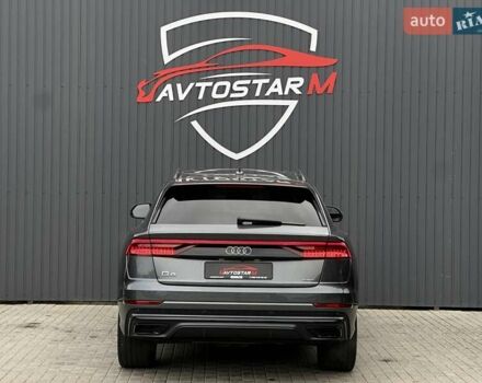 Серый Ауди Q8, объемом двигателя 3 л и пробегом 122 тыс. км за 56500 $, фото 14 на Automoto.ua