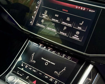 Сірий Ауді Q8, об'ємом двигуна 3 л та пробігом 64 тис. км за 54990 $, фото 32 на Automoto.ua