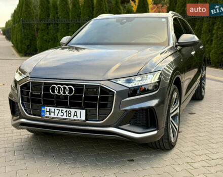 Серый Ауди Q8, объемом двигателя 3 л и пробегом 91 тыс. км за 58000 $, фото 2 на Automoto.ua