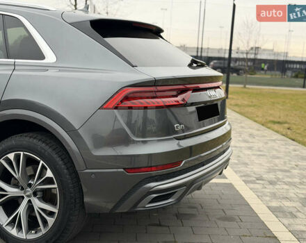 Серый Ауди Q8, объемом двигателя 3 л и пробегом 127 тыс. км за 47999 $, фото 6 на Automoto.ua