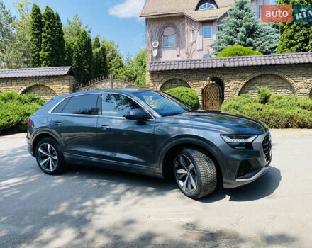 Сірий Ауді Q8, об'ємом двигуна 2.97 л та пробігом 95 тис. км за 58500 $, фото 1 на Automoto.ua