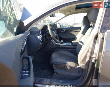 Сірий Ауді Q8, об'ємом двигуна 3 л та пробігом 64 тис. км за 54990 $, фото 44 на Automoto.ua