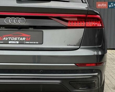 Серый Ауди Q8, объемом двигателя 3 л и пробегом 122 тыс. км за 56500 $, фото 15 на Automoto.ua