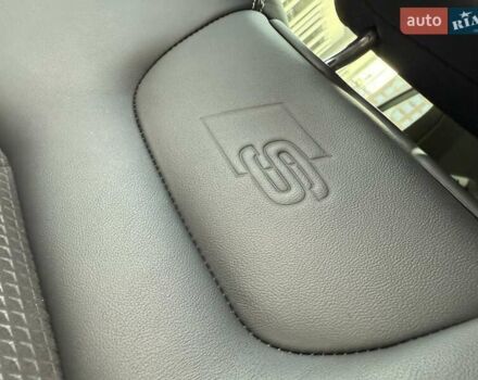 Сірий Ауді Q8, об'ємом двигуна 3 л та пробігом 135 тис. км за 63222 $, фото 41 на Automoto.ua