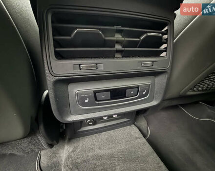 Сірий Ауді Q8, об'ємом двигуна 3 л та пробігом 84 тис. км за 34700 $, фото 11 на Automoto.ua